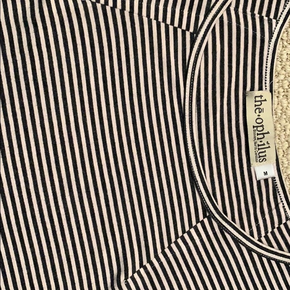 Black and white striped tunic by Theophilus - Picture 3 of 5